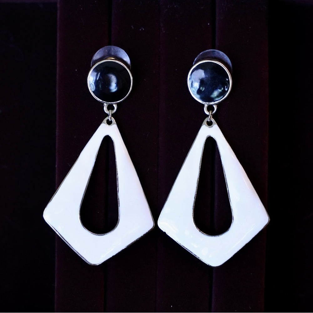 Elegant Black and White Geometric Earrings